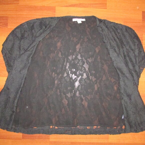 Love 21 Black Lace Lined Bolero Jacket - Picture 4 of 8